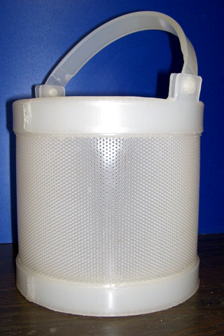 8x8 PP Perforated Basket with PP Handle